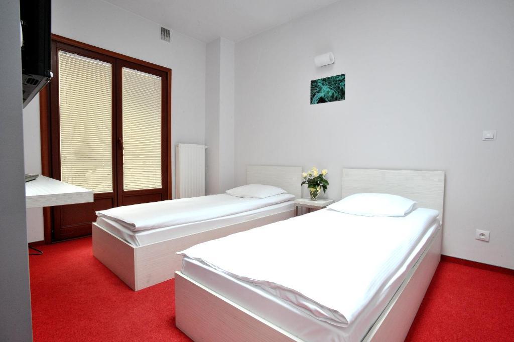 Hostel Promenada Rzeszów Cameră foto